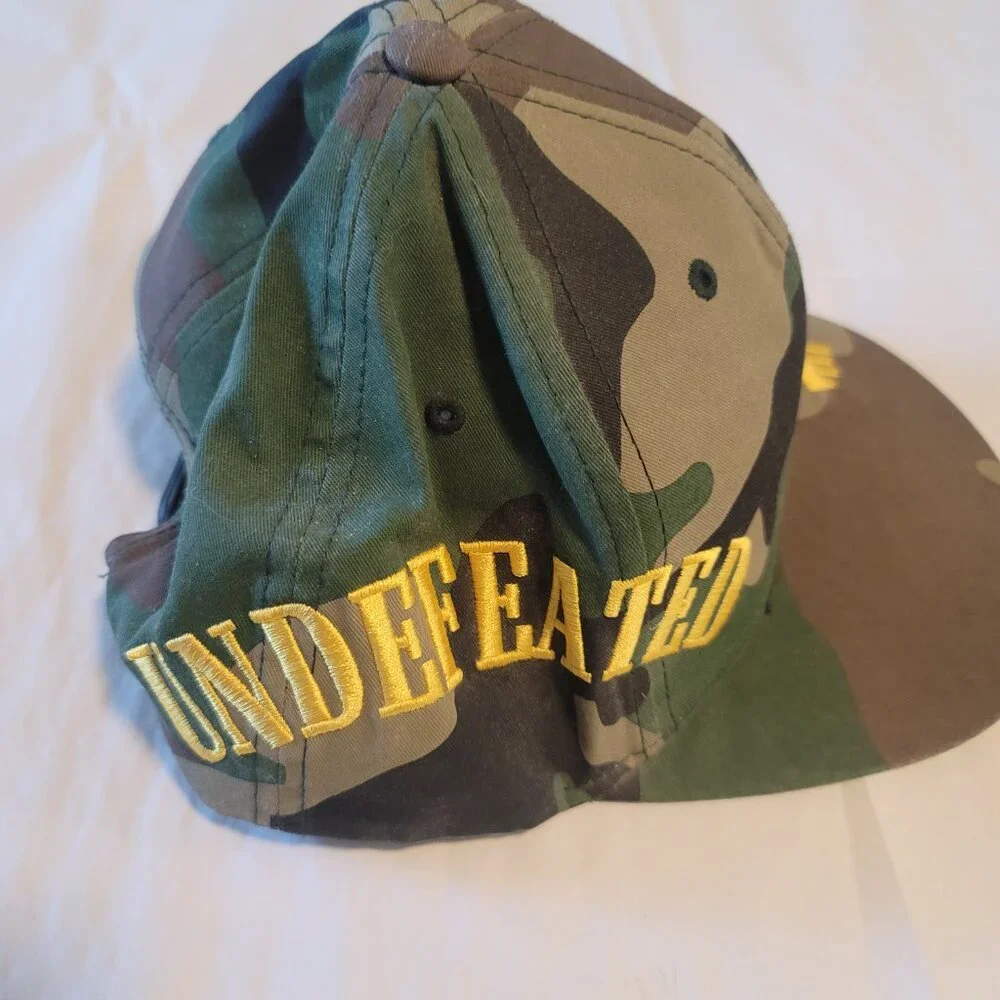 Undefeated Snapback Hat Camo & Gold Logos OSFA New With Tags Rare Find